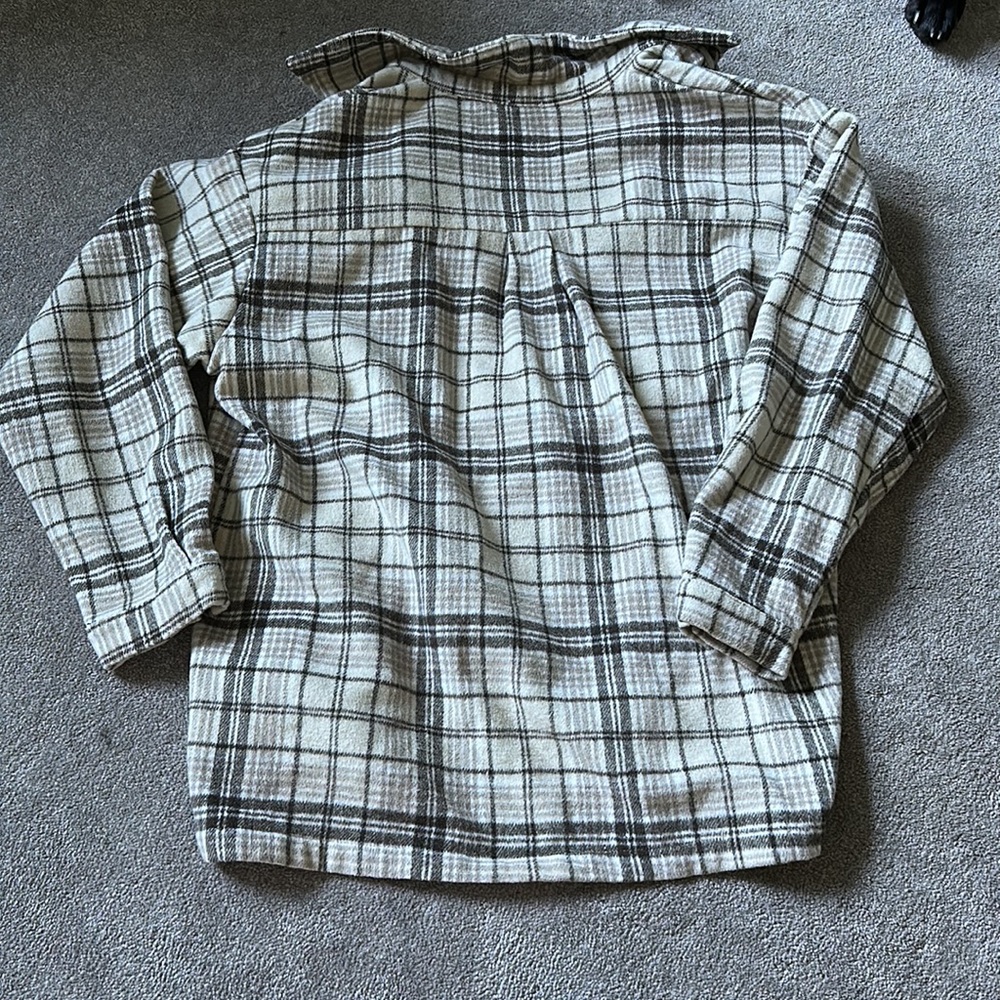 Princess Polly Shacket - Picture 3 of 3